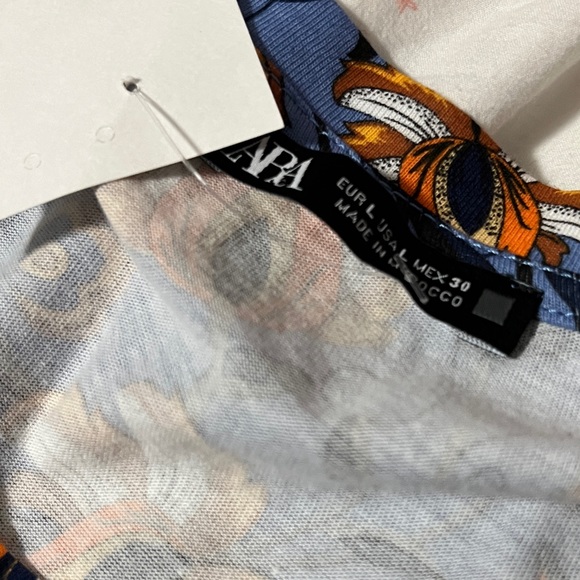 Zara Women’s Ruffle Floral Print Blouse - Size L, XL - Picture 8 of 9